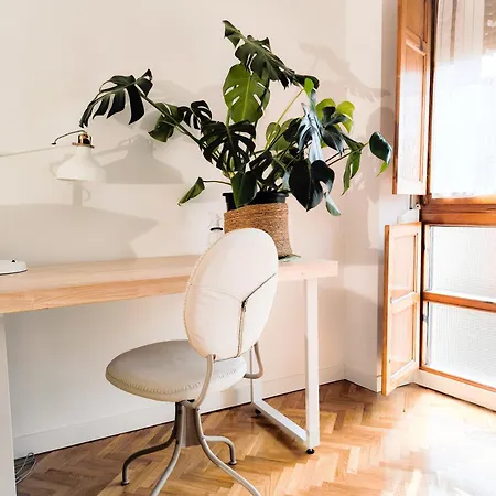 In The Old Town شقة