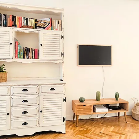 Apartment In The Old Town *